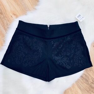 XOXO | NWT Beaded Black Dress Shorts Size 3/4